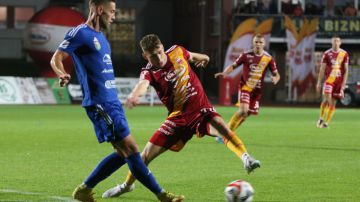 Radunia Stężyca czy Chojniczanka? Przed derbami Kaszub rozmawiamy z piłkarzami obu drugoligowców z regionu