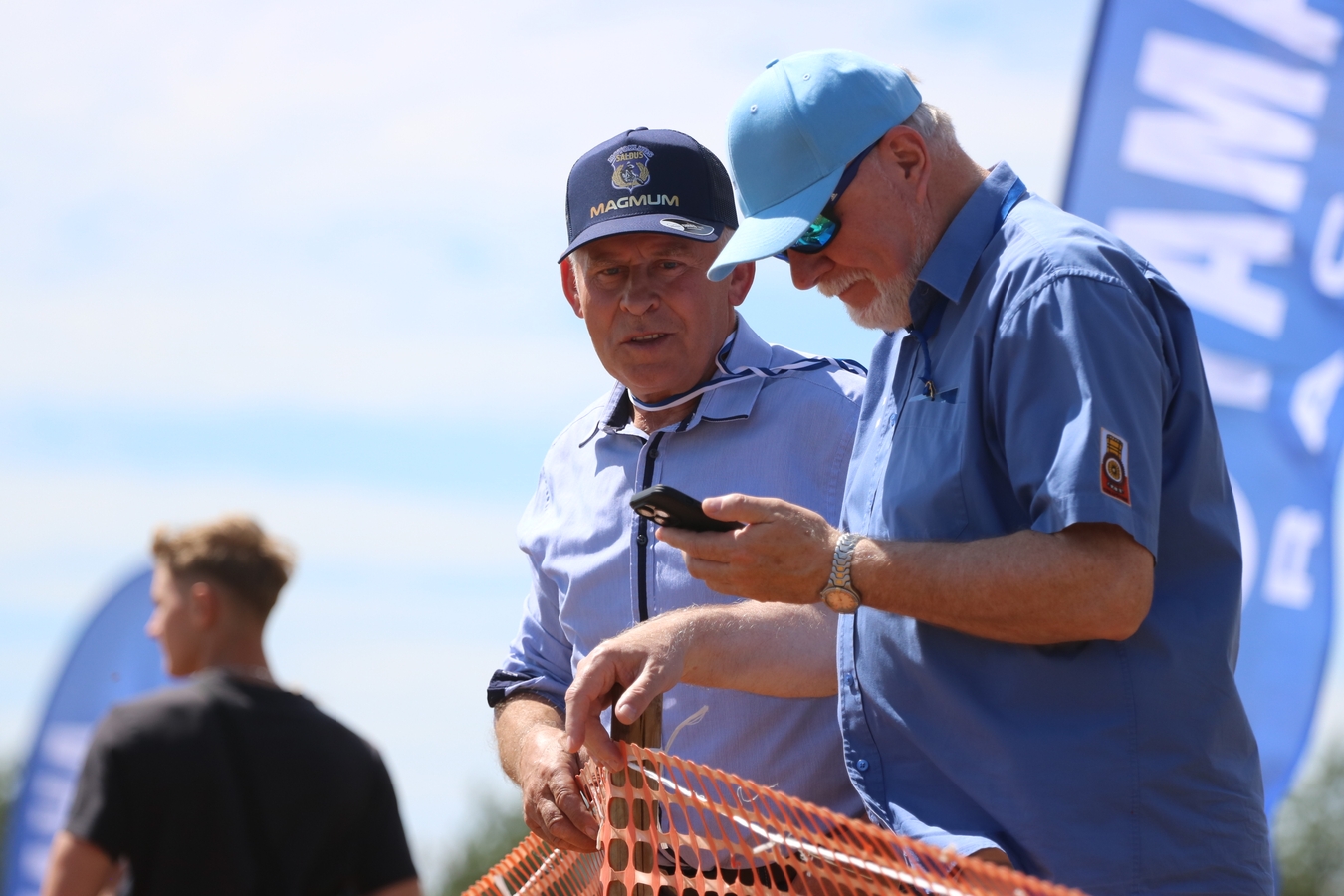 Dlaczego doszło do rozłamu i Jażdżewscy nie jeżdżą już dla AMK Człuchów? Co oferuje grupa Chojnice Biegają?