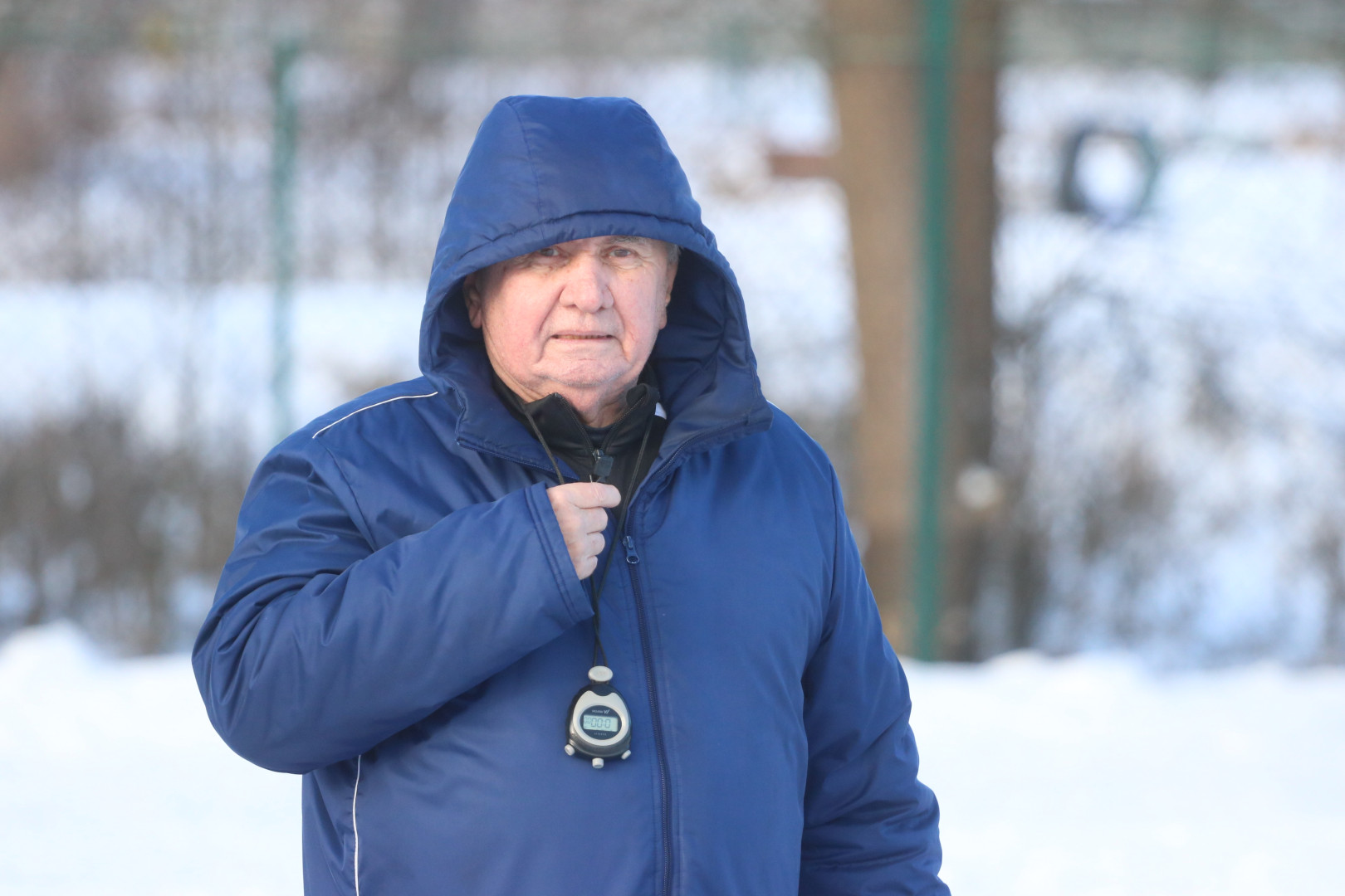 "Nie PESEL jest ważny, a pasja i zaangażowanie". Legendarny trener Jerzy Jastrzębowski o podjęciu pracy w a-klasowym Borowiaku Czersk